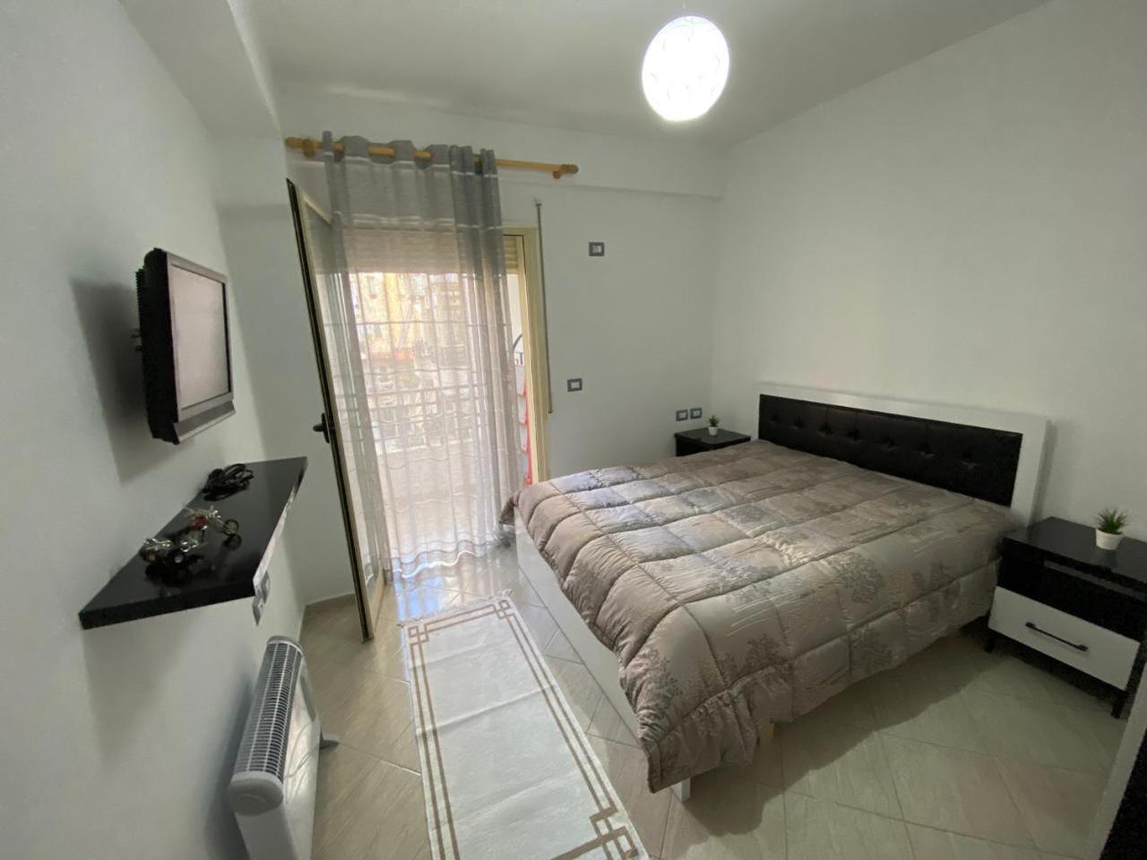 Liam Apartments Vlore Bagian luar foto